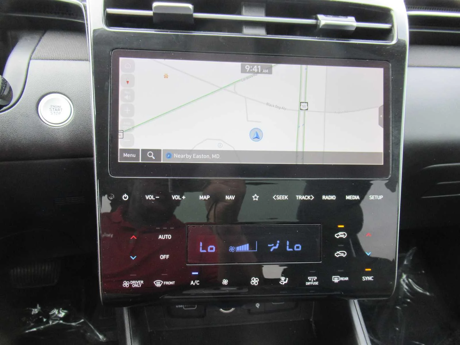 Used 2024 Amazon Gray Hyundai SEL Convenience image 28