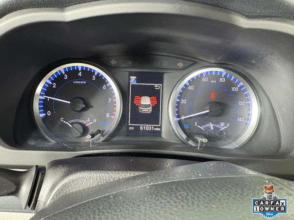 Used 2019 Green Toyota LE image 20