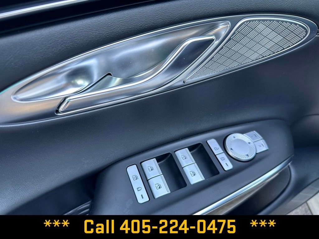 2025 GENESIS GV70 Standard - Photo 14