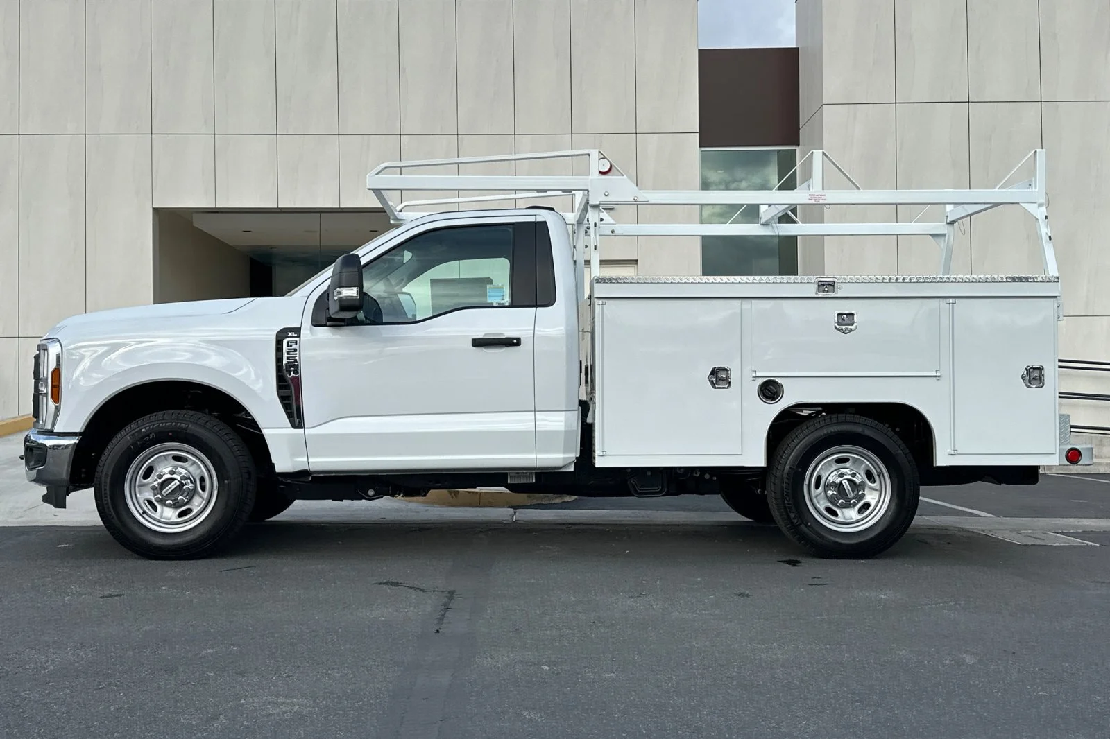 2026 Ford F-250 Super Duty XL - Photo 6