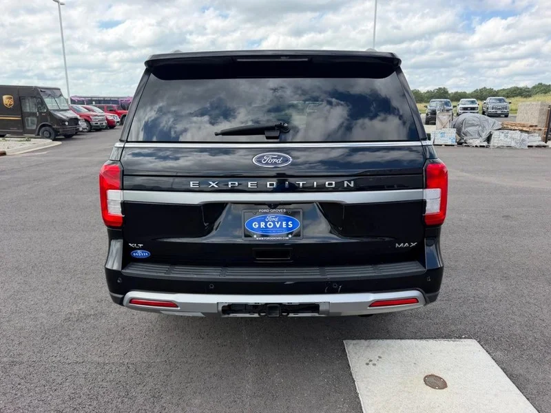 Certified Used 2024 Agate Black Metallic Ford XLT image 7