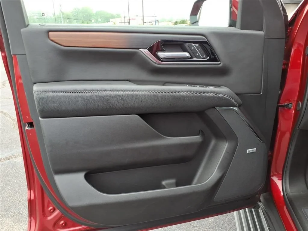 Used 2026 Volcanic Red Tintcoat GMC Denali image 5