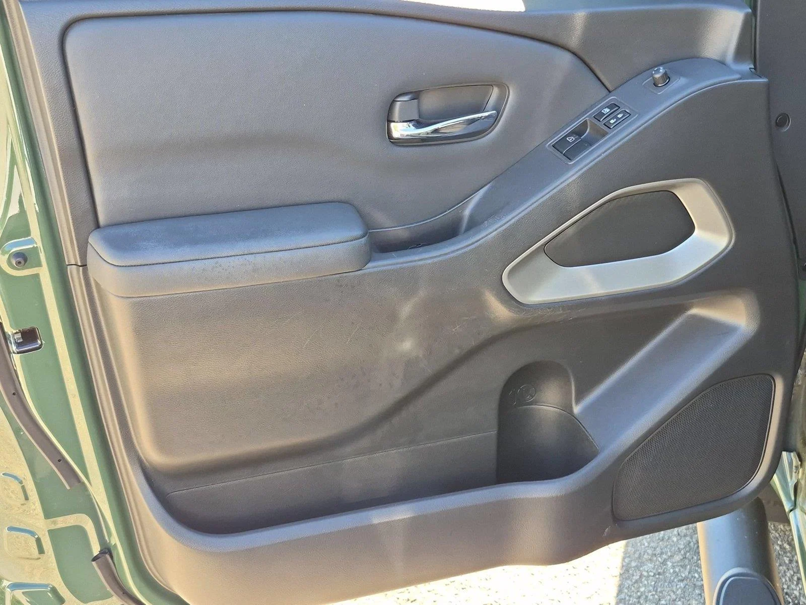 Used 2022 Gun Metallic Nissan SV image 14