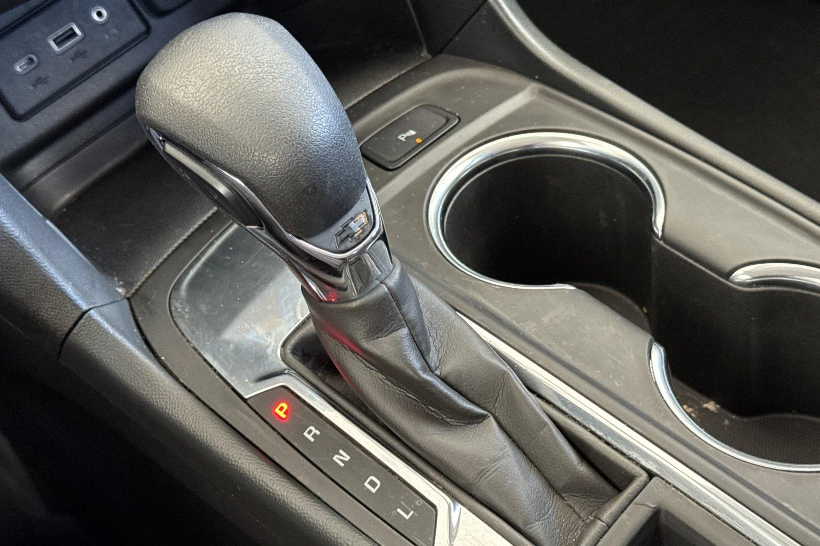 Used 2024 Sterling Gray Metallic Chevrolet LT image 21