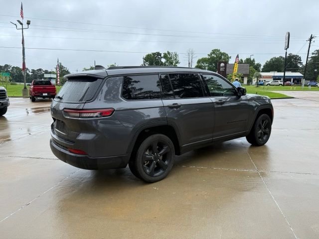 Used 2024 Gray Jeep Altitude X image 5
