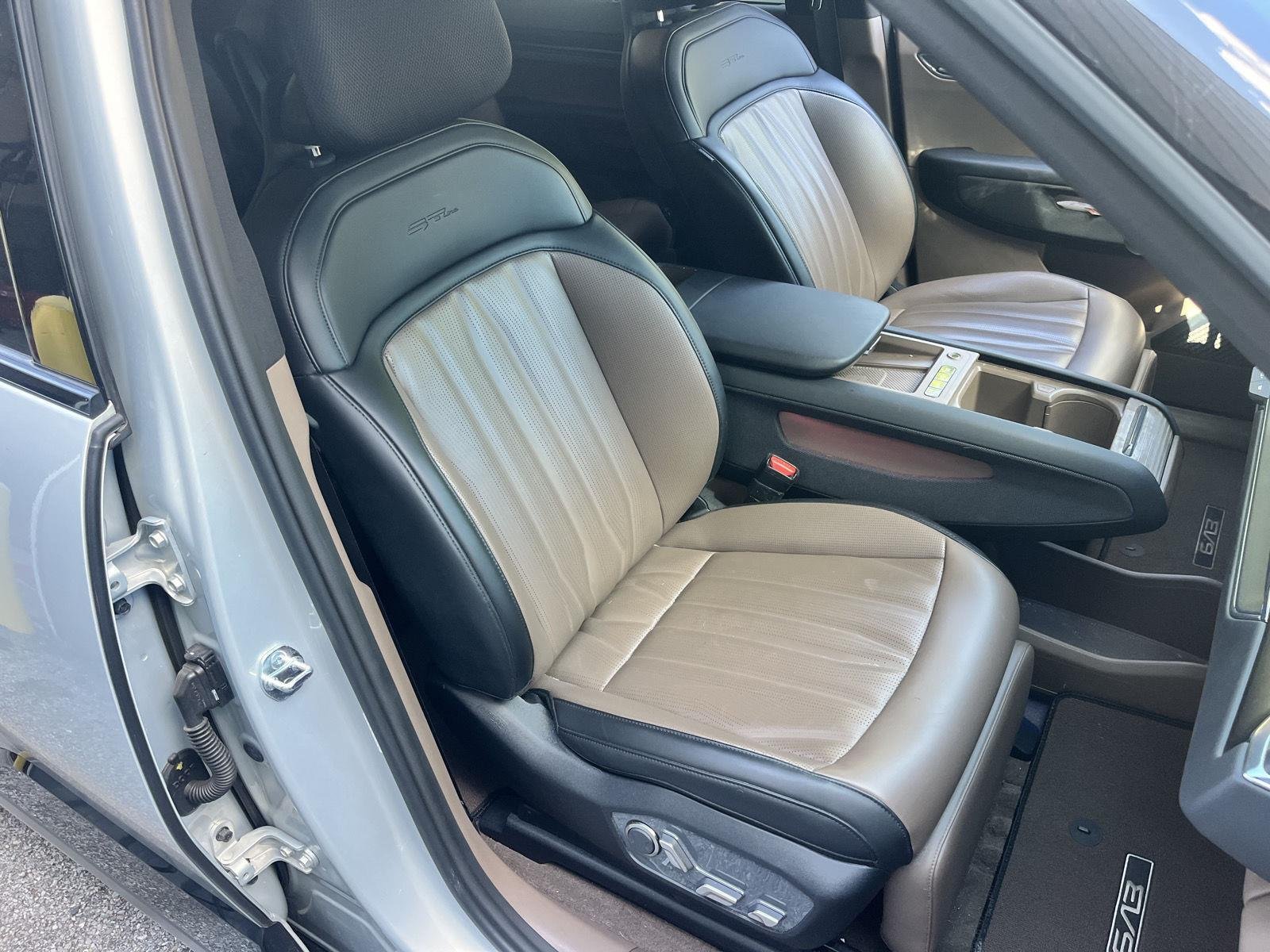 Used 2024 Ivory Silver Gloss Kia GT-Line image 16