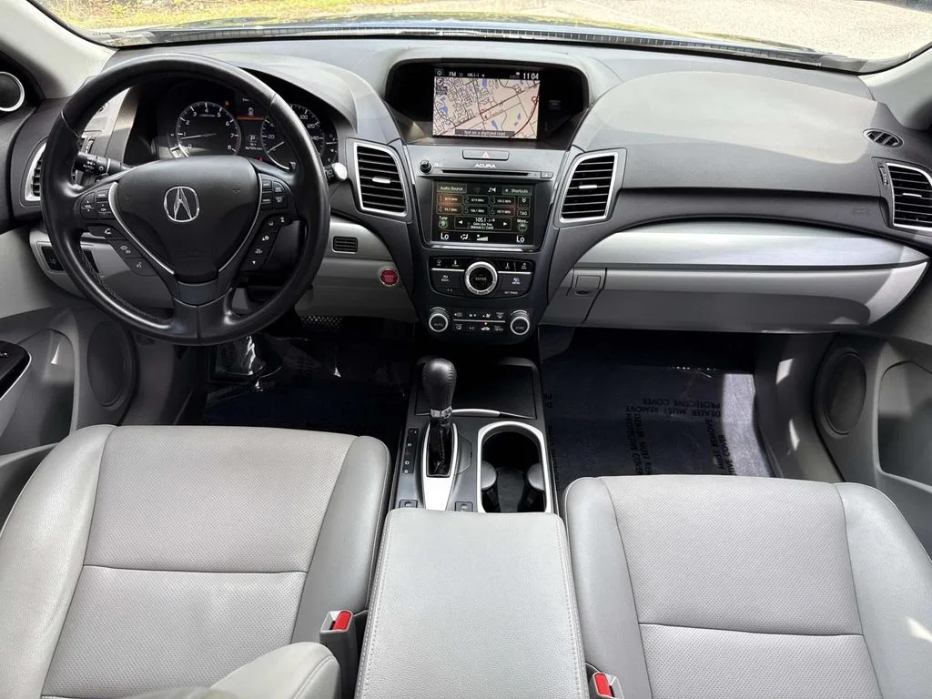 Used 2017  Acura  image 19