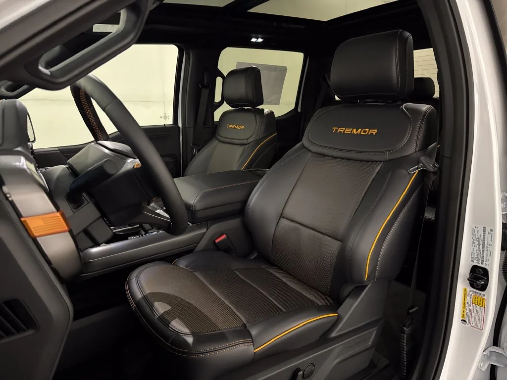 New 2026 White Ford Tremor image 20