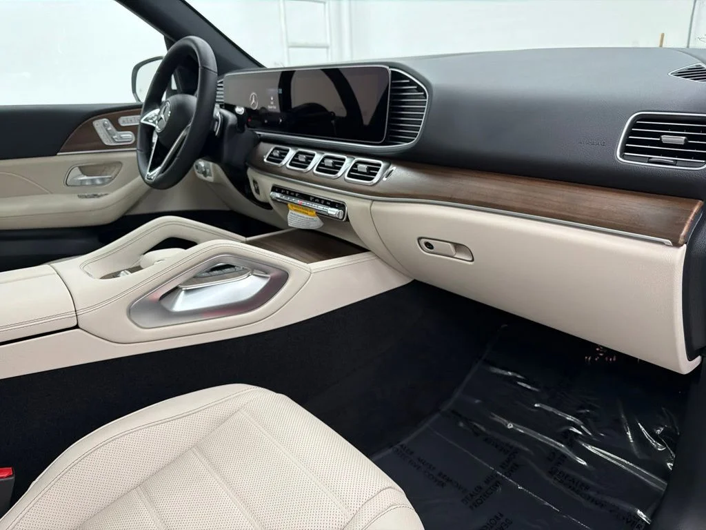 New 2026 White Mercedes-Benz GLE 580 image 27