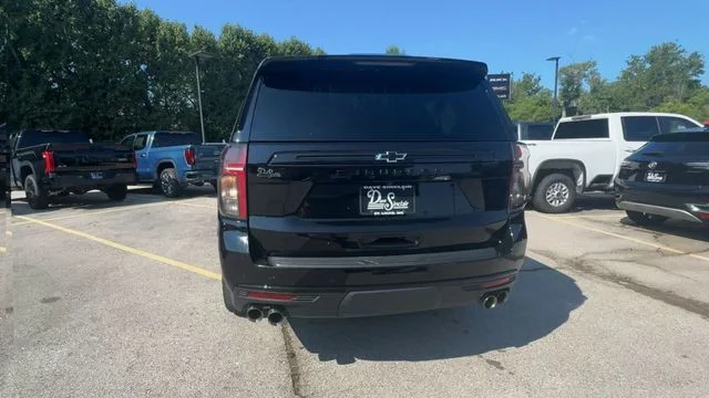 Used 2024 Black Chevrolet 4WD 4dr Z71 image 9