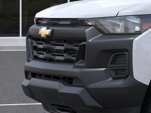 New 2026 Summit White Chevrolet WT image 13