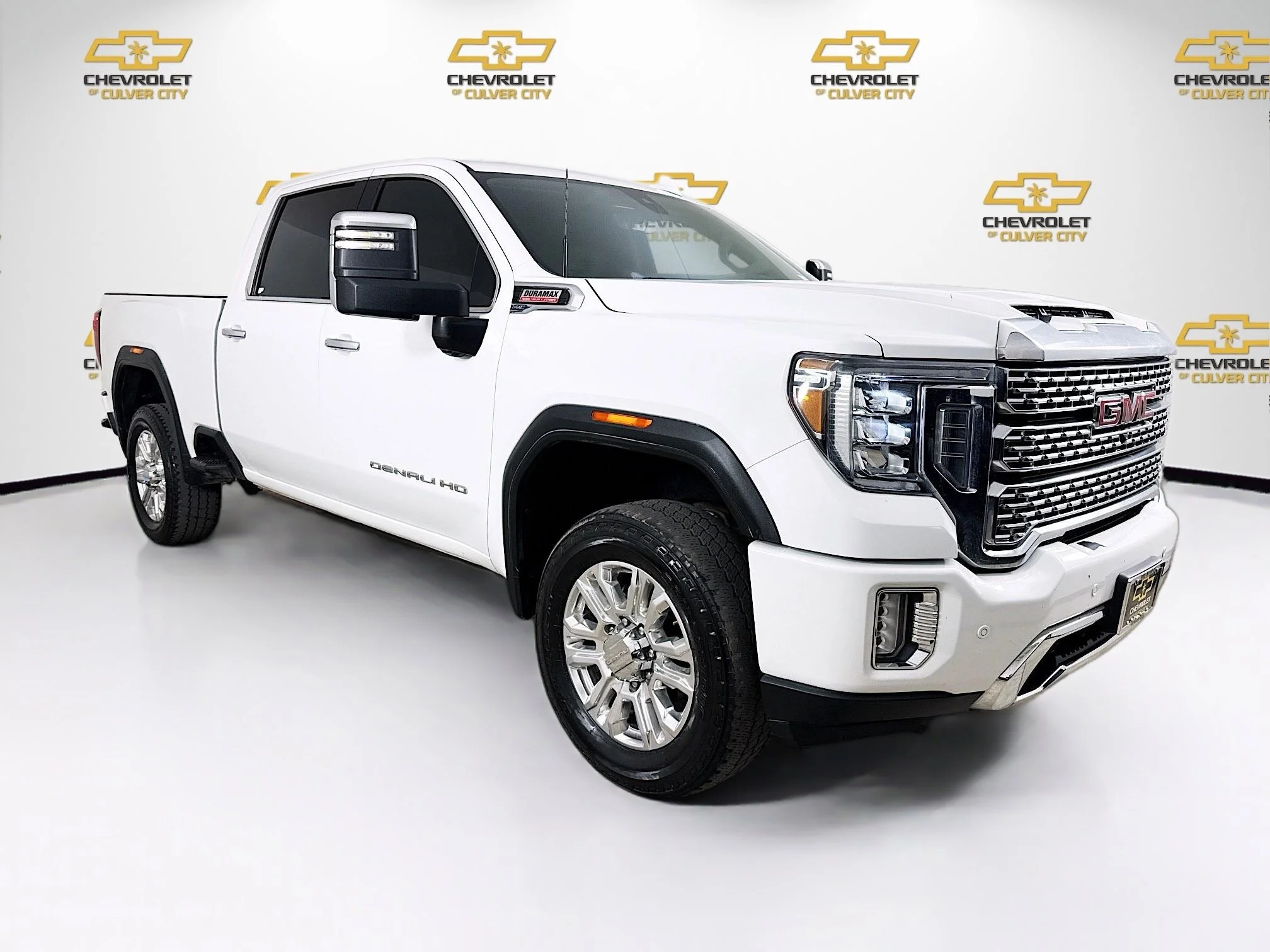 2020 GMC Sierra 4WD Crew Cab Standard Box Denali's photo