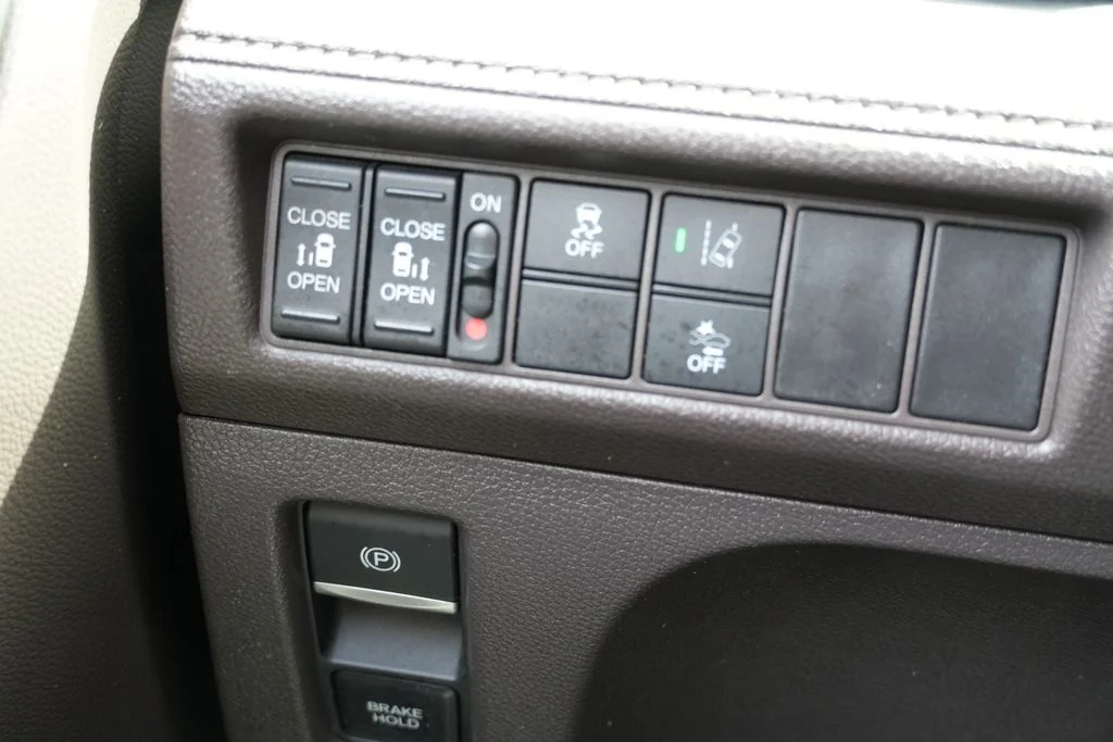 Used 2020 Black Honda EX image 22