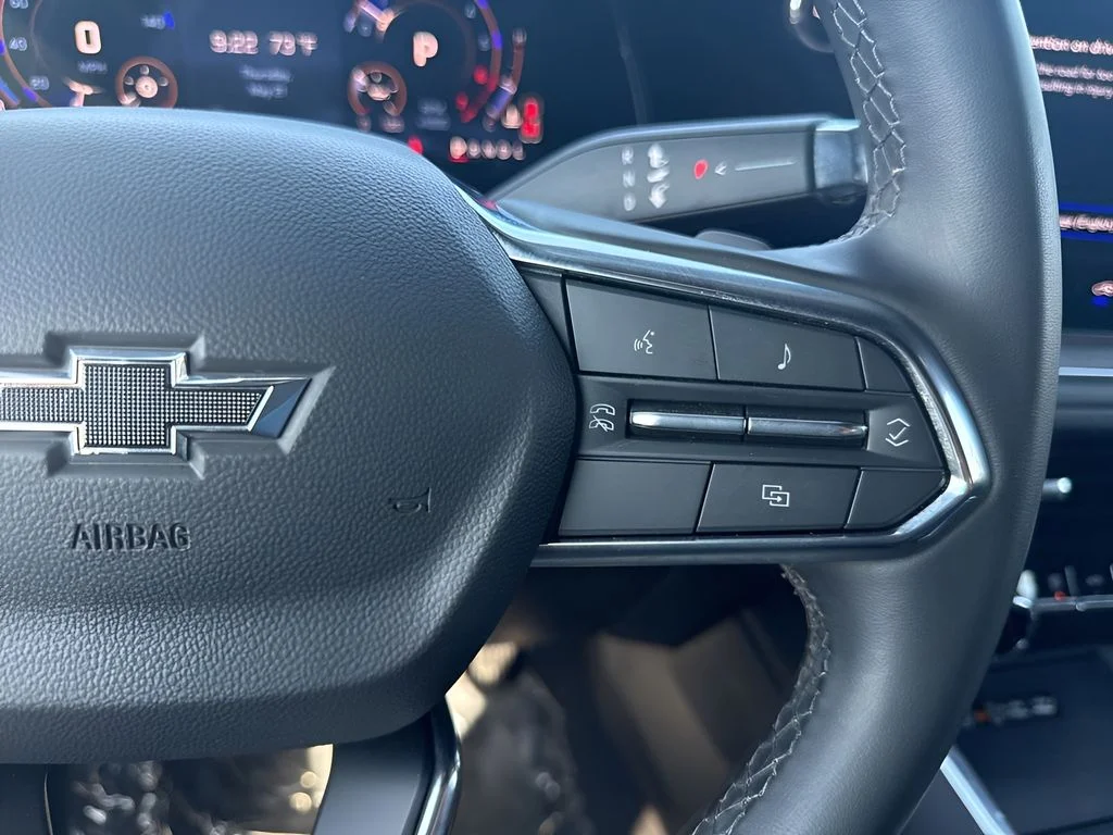 Used 2025 Beige Chevrolet Z71 image 17