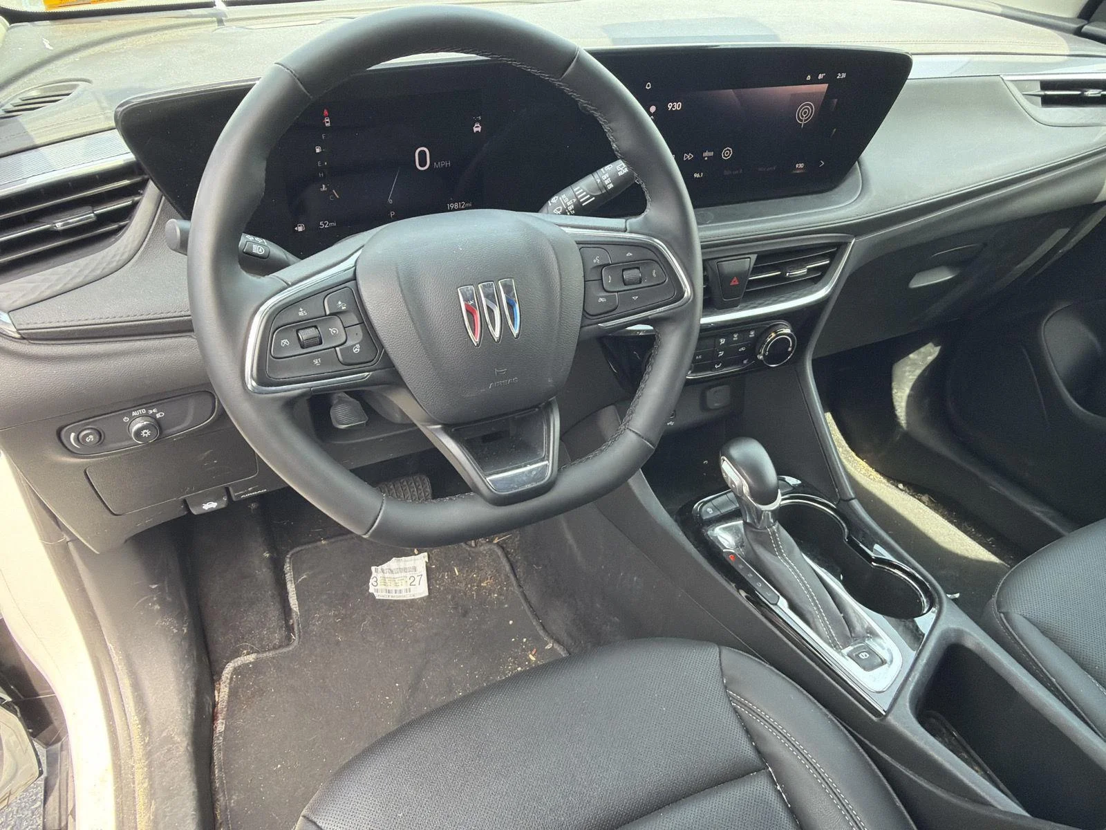 Used 2024 Summit White Buick Sport Touring image 13