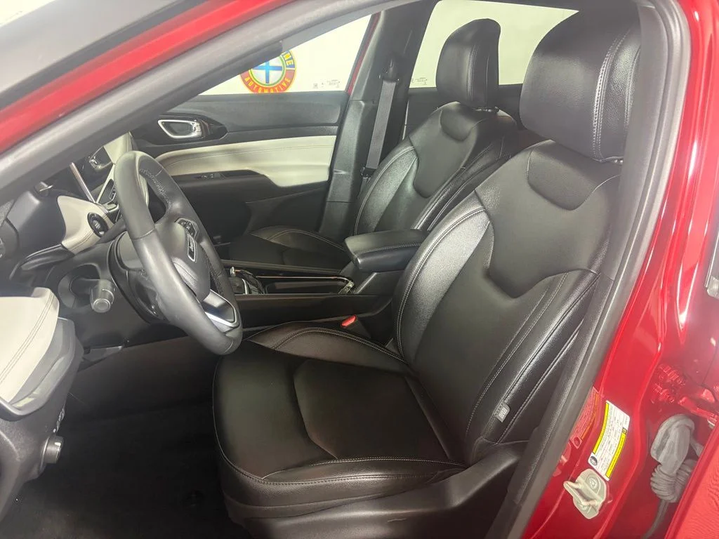 2025 Jeep Compass Limited - Photo 11