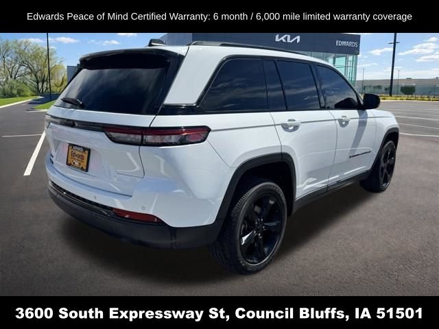Used 2023 White Jeep Altitude X image 3