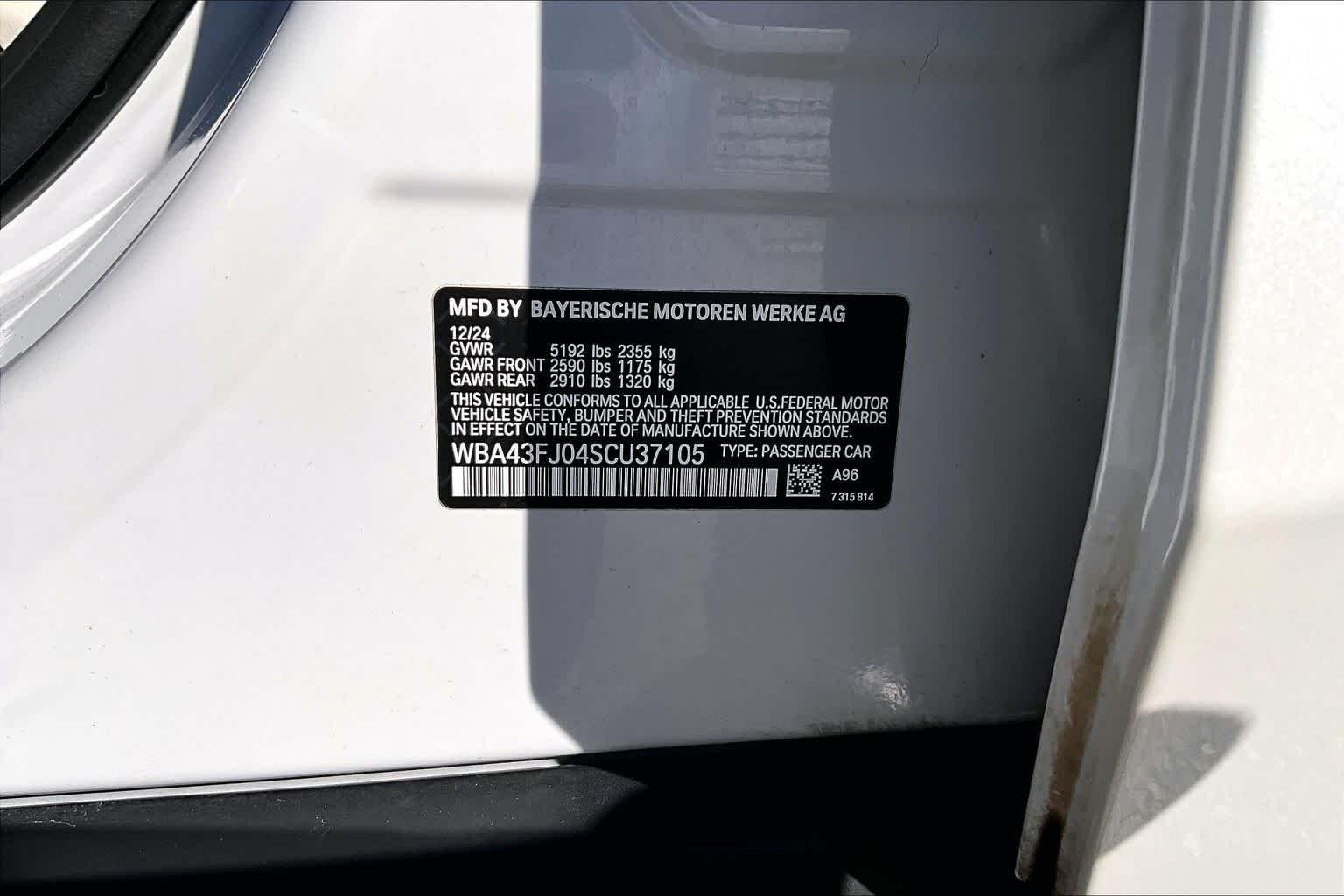 Certified Used 2025 Mineral White Metallic BMW 530i image 38