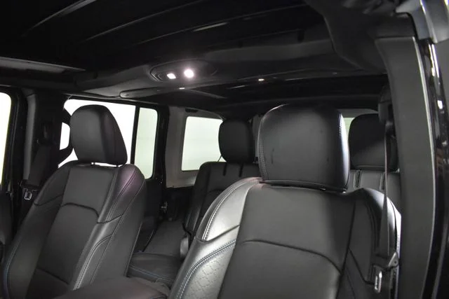 Used 2024 Black Jeep High Altitude 4xe image 10