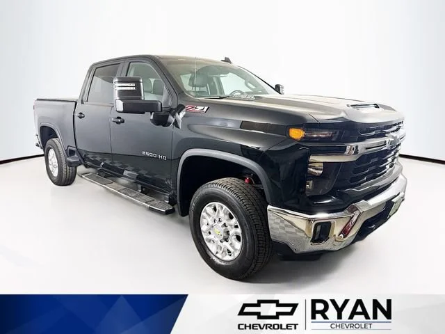 2024 Chevrolet Silverado HD LT 4WD Crew Cab Standard Box's photo