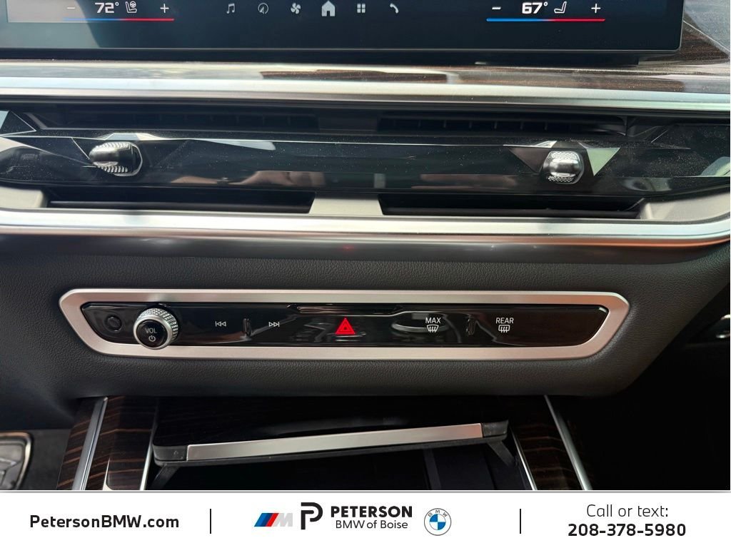 New 2027 Skyscraper Grey Metallic BMW M60i image 32