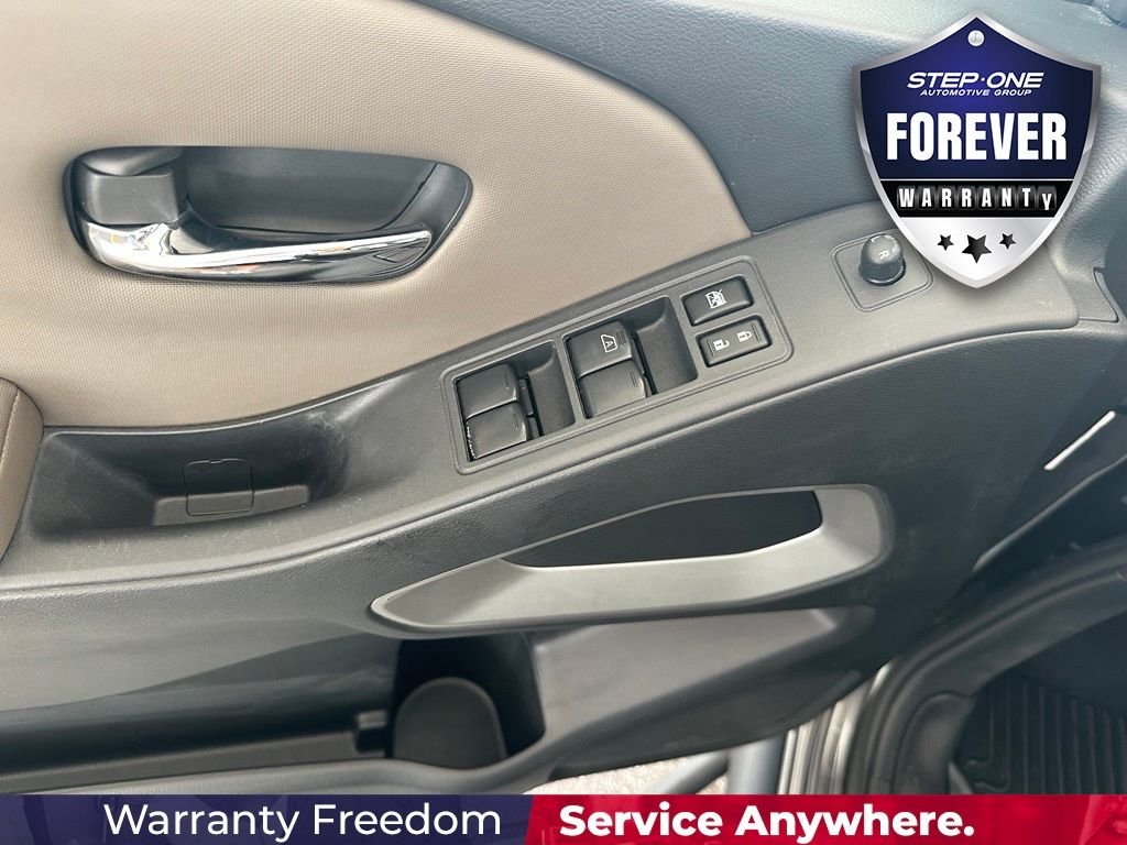 Used 2022 Gray Nissan SV image 11