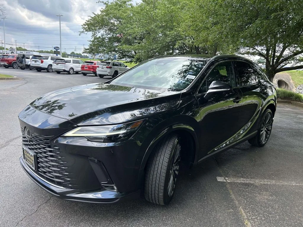 Used 2023 Black Lexus 350 Luxury image 5