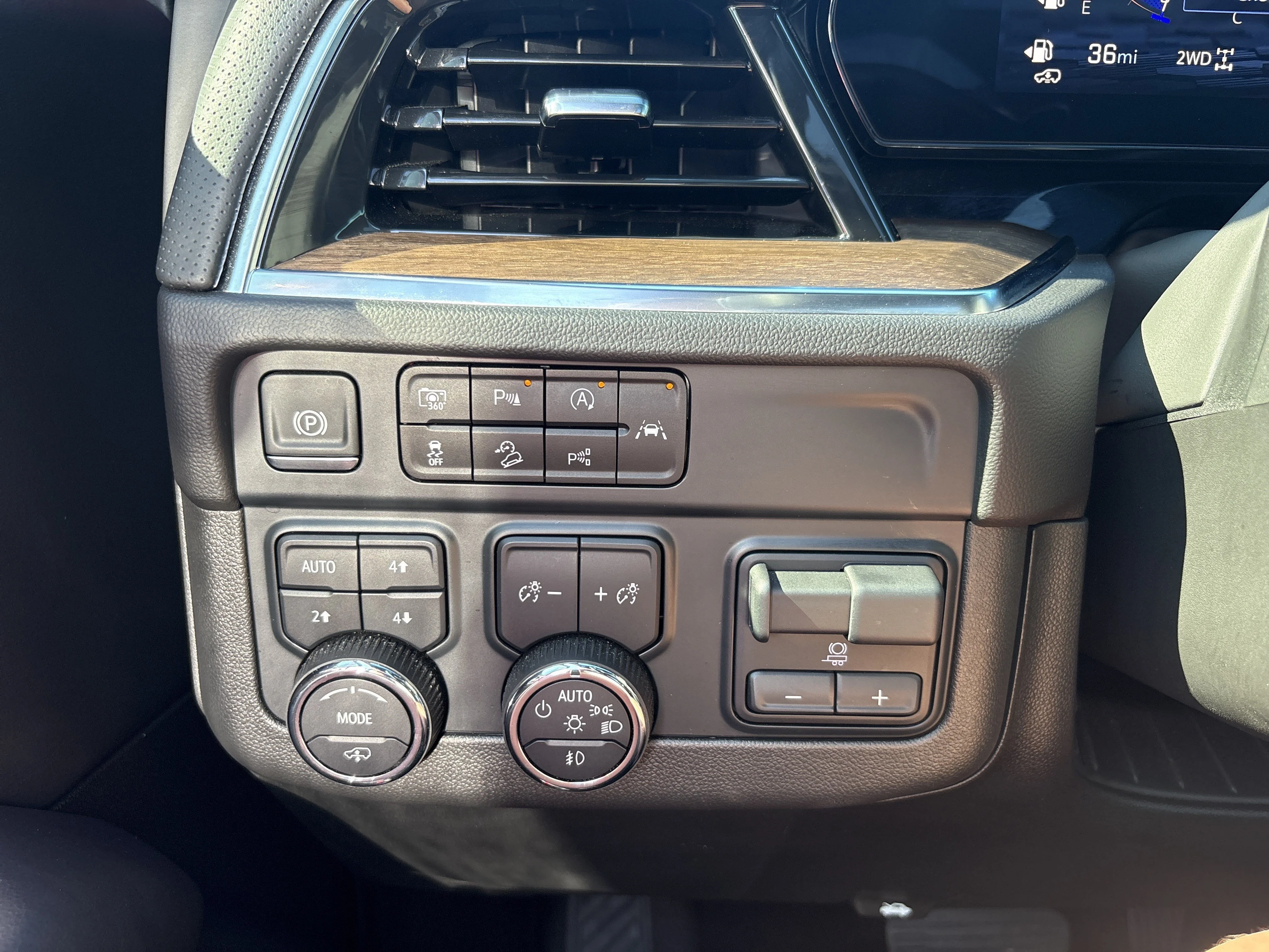 Used 2025 Radiant Red Tintcoat Chevrolet High Country image 15
