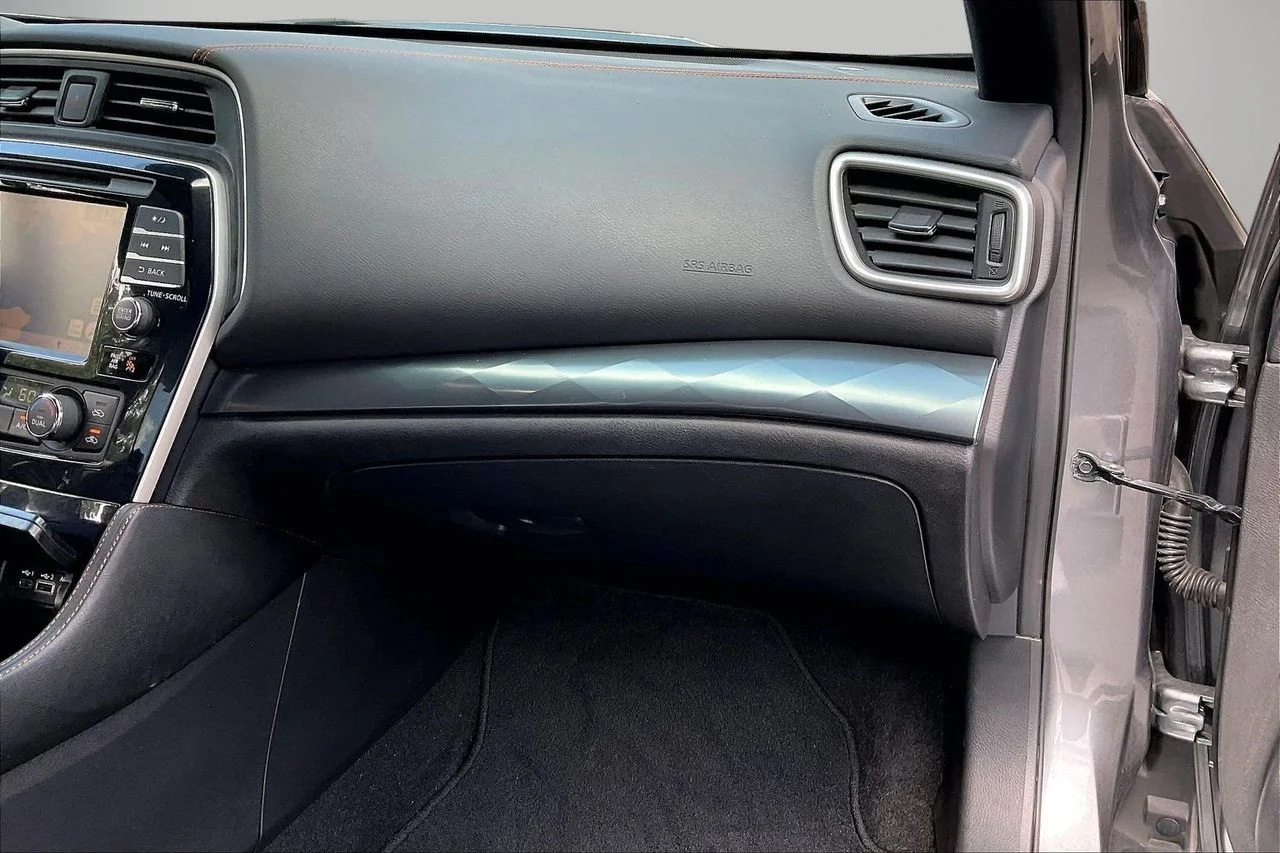 Certified Used 2021 Gray Nissan SR image 21