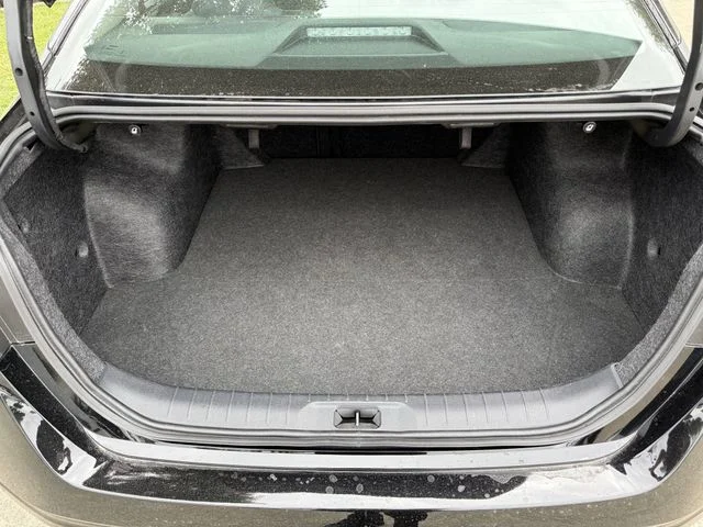 Used 2025 Black Nissan 2.5 SV image 26
