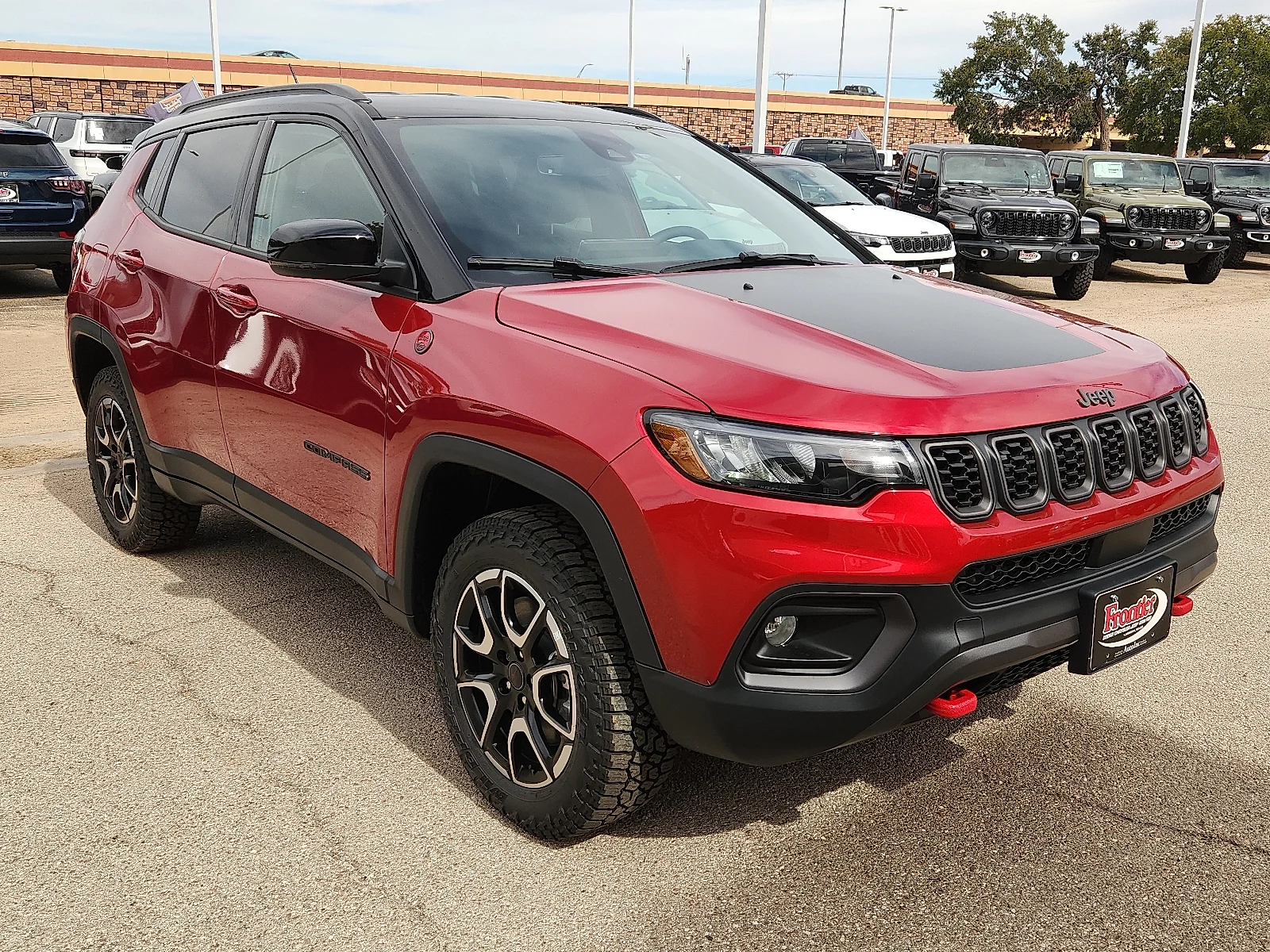 New 2027 Red Hot Pearl-Coat Paint Jeep TRAILHAWK 4X4 image 6
