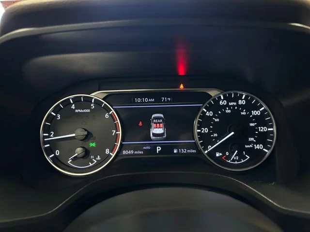 Used 2023 Gray Nissan SV image 17