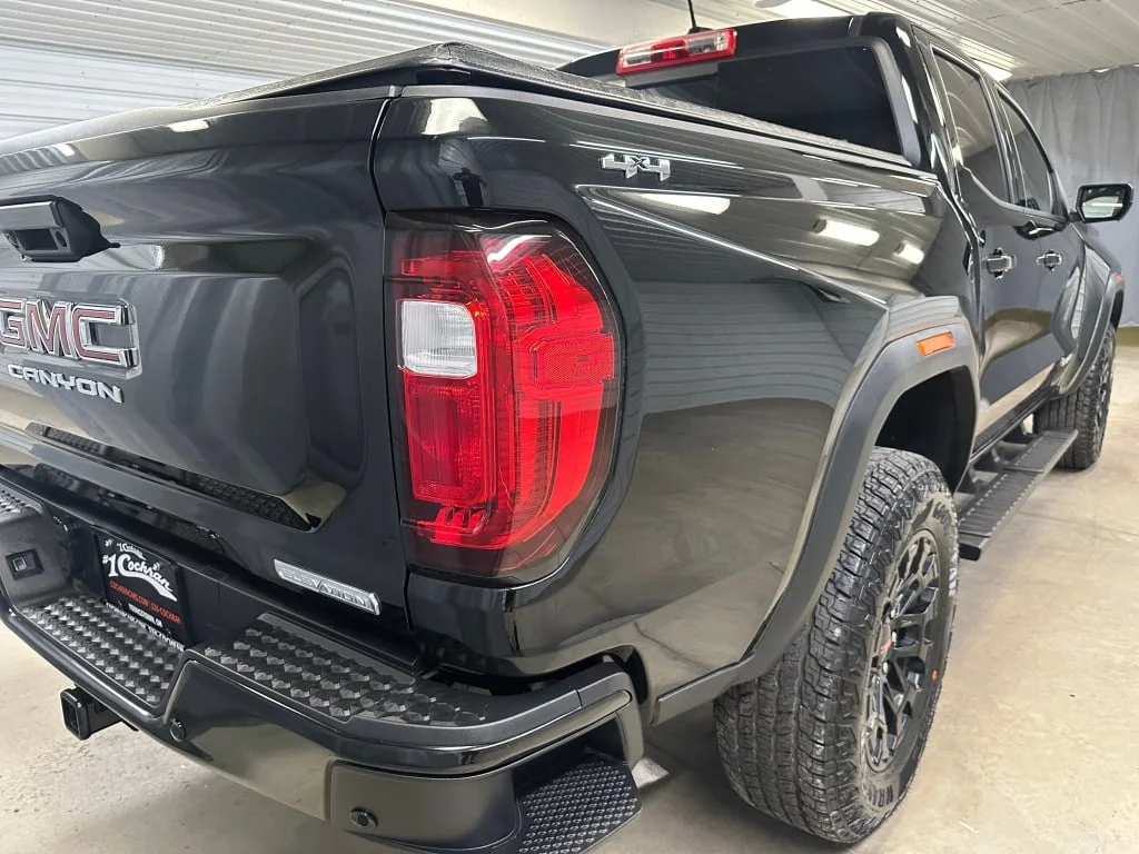 Certified Used 2026 Onyx Black GMC Elevation image 27