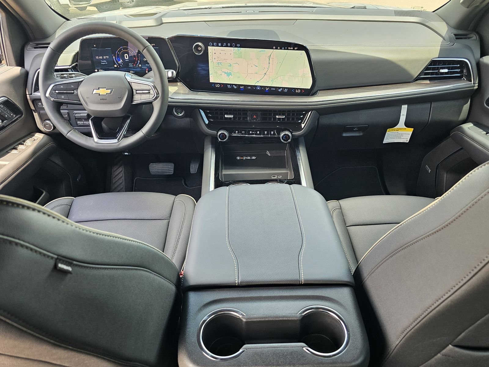 2025 Chevrolet Suburban Premier - Photo 8