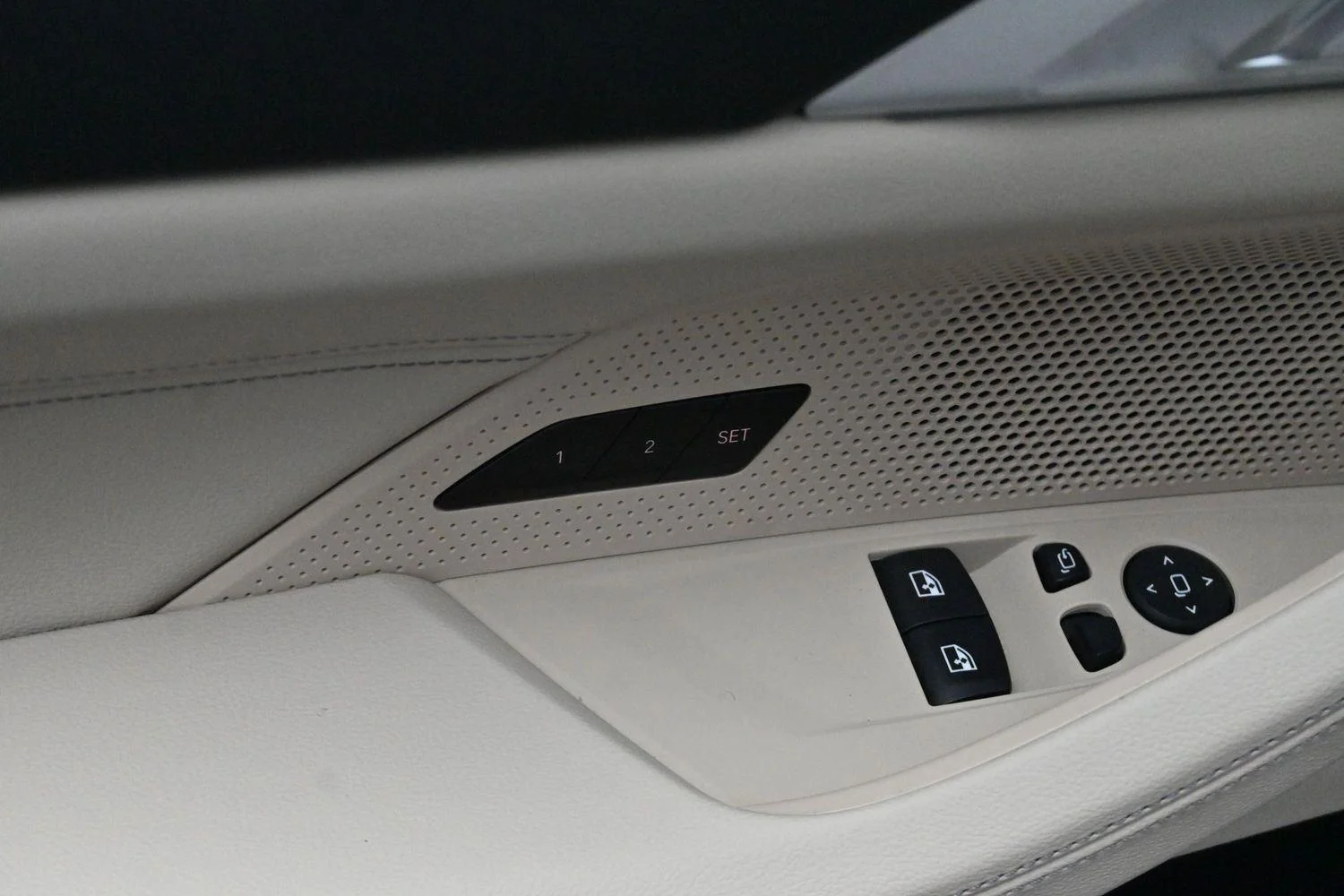Used 2024 Alpine White BMW 430i xDrive image 12
