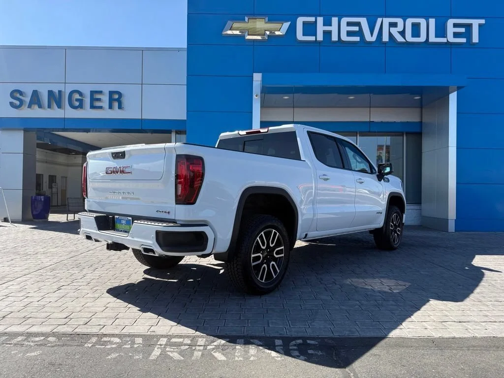 New 2026 Summit White GMC AT4 image 8