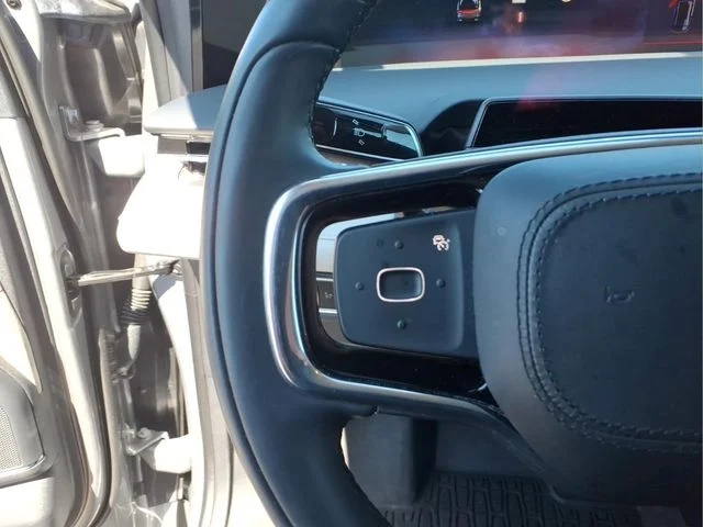 Used 2025 Gray Lincoln Premiere image 22
