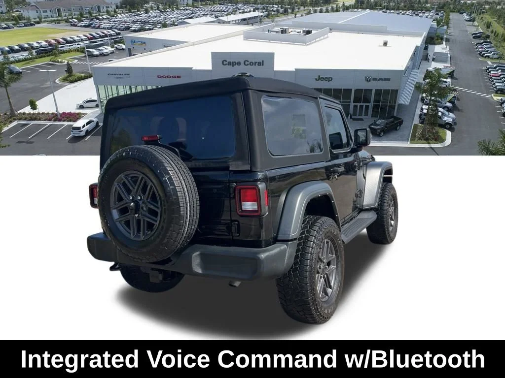 Used 2023 Black Jeep Sport S image 17
