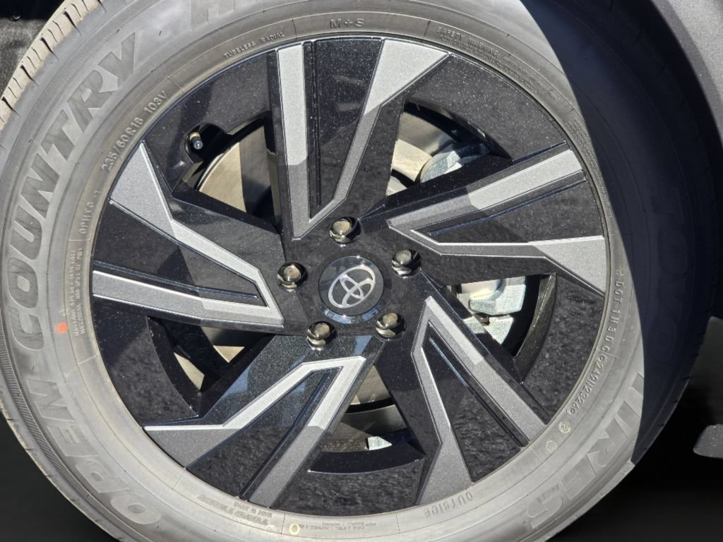 New 2026 Wind Chill Pearl Toyota SE image 23