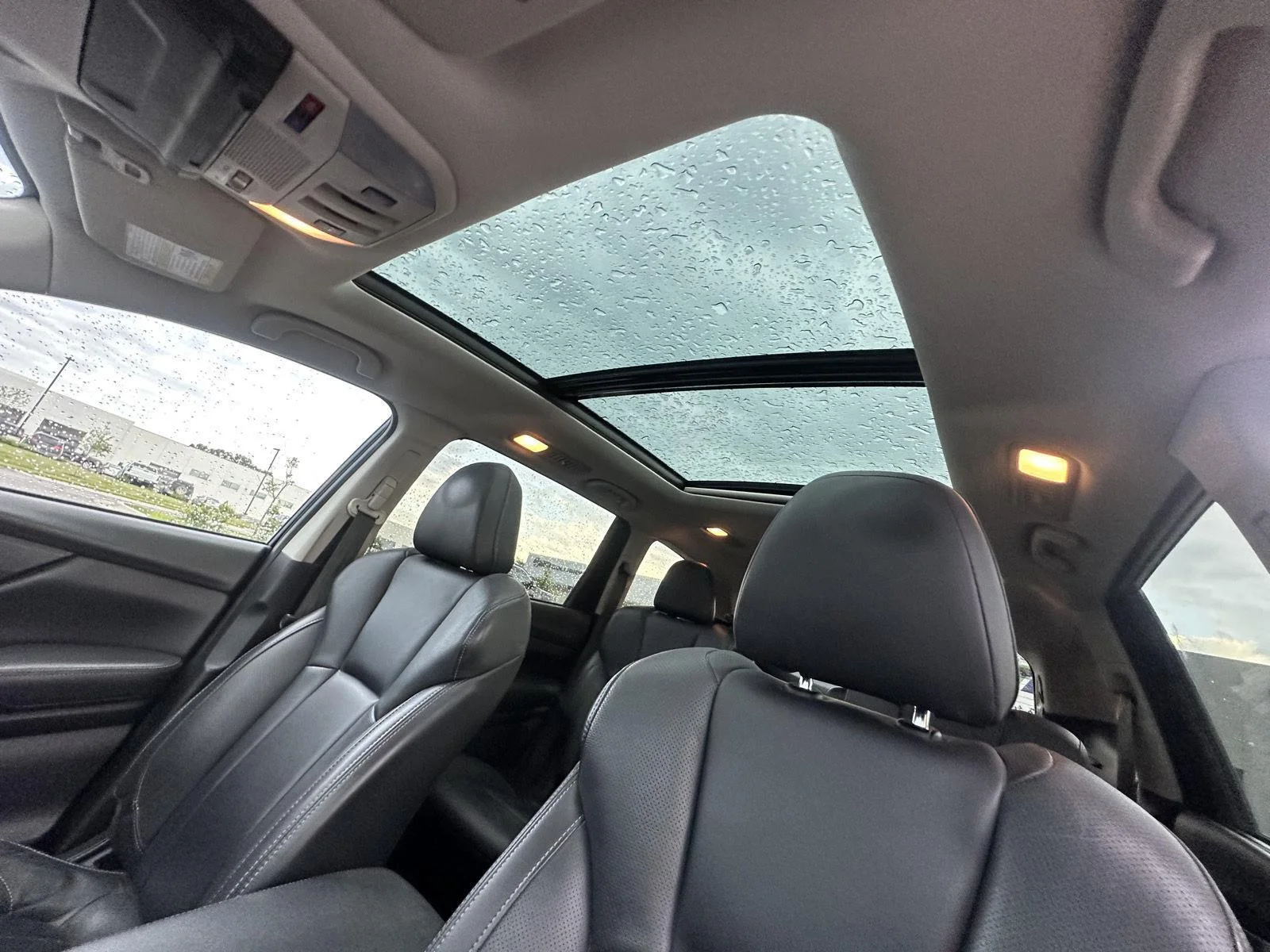 Used 2019 Ice Silver Metallic Subaru Limited image 8
