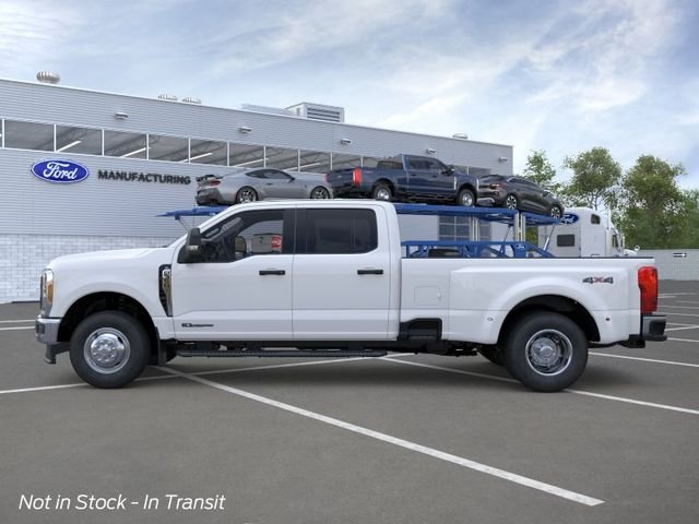 New 2026 Oxford White Ford F-350® XL image 3