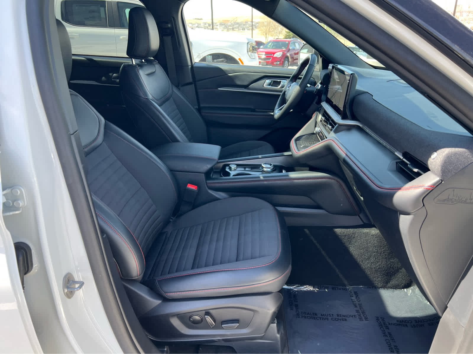 2025 Ford Explorer ST-LINE - Photo 17