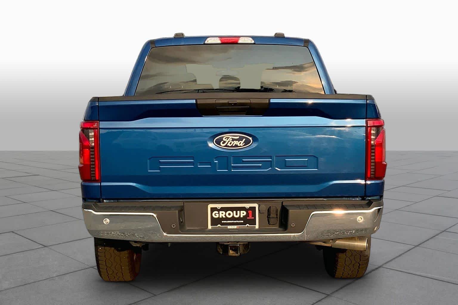 Used 2025 Atlas Blue Metallic Ford XLT image 5