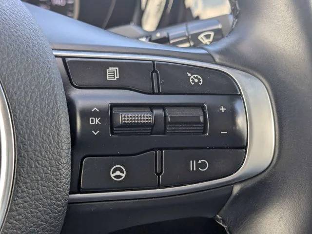 Used 2021 Silver Kia EX image 23