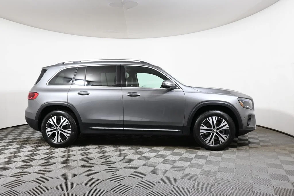 Used 2026 Gray Mercedes-Benz GLB 250 image 20