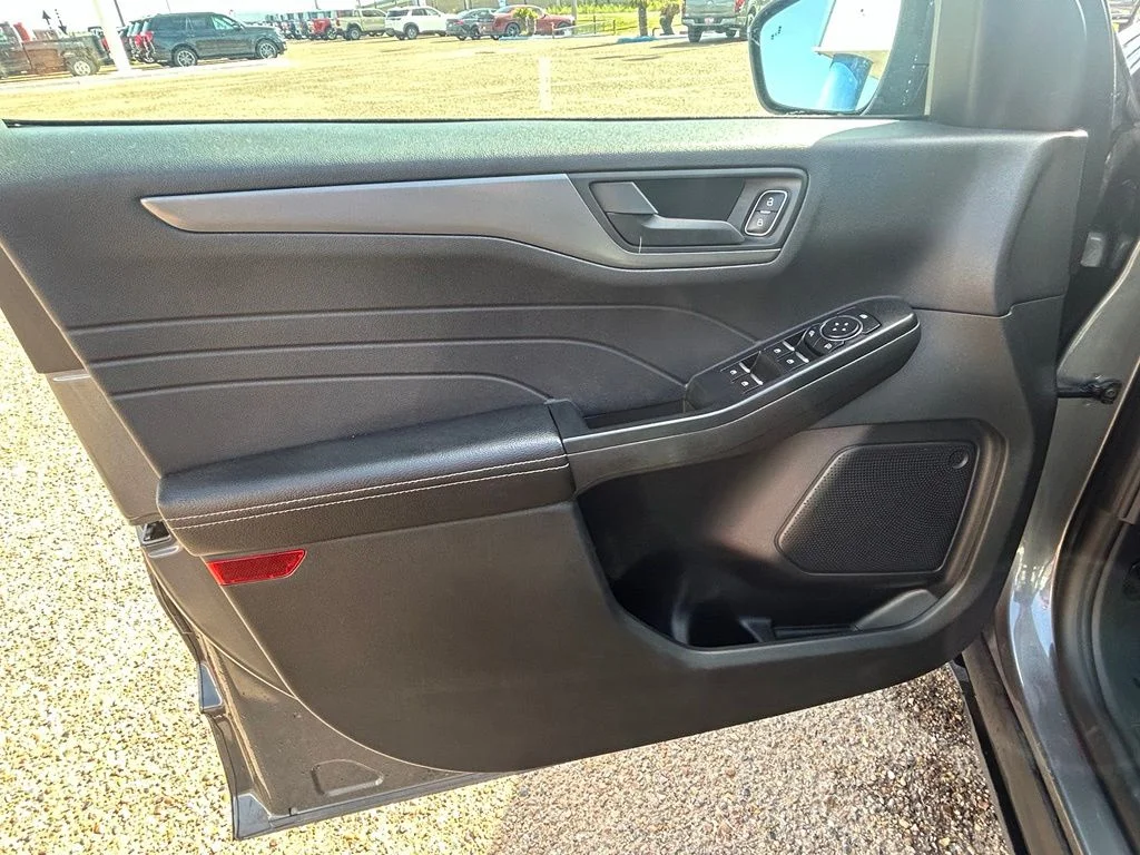 Used 2025 Gray Metallic Ford Active image 10