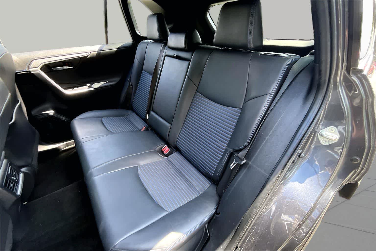 Used 2022 Magnetic Gray Metallic/Midnight Black Metallic Toyota Hybrid XSE image 20