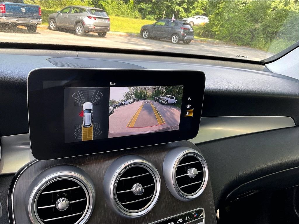 Used 2021 Gray Mercedes-Benz GLC 300 image 16