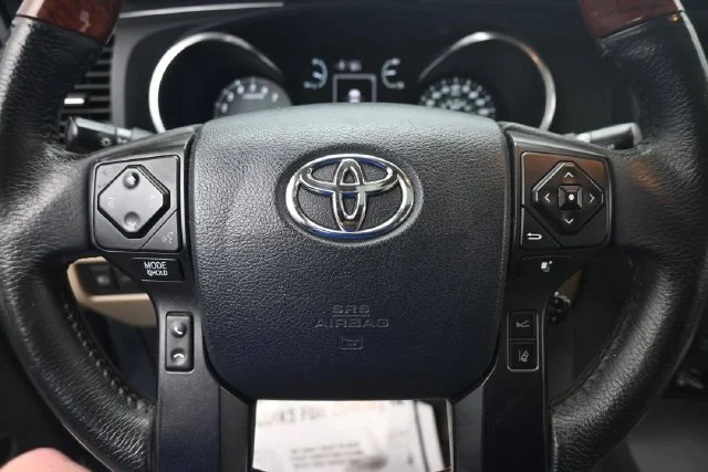 Used 2018 Shoreline Mist Toyota Platinum image 20