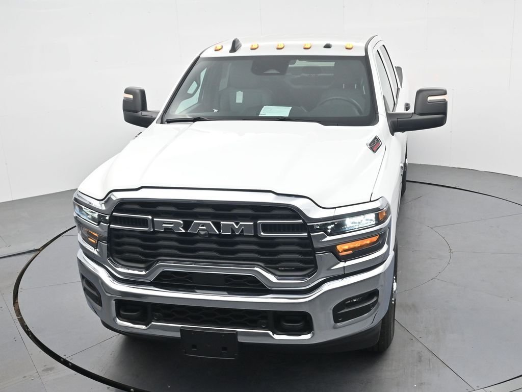 New 2026 Bright White Clear-Coat Exterior Paint RAM Tradesman image 22